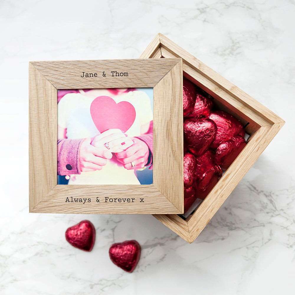30 Days Of Kisses Oak Photo Cube
