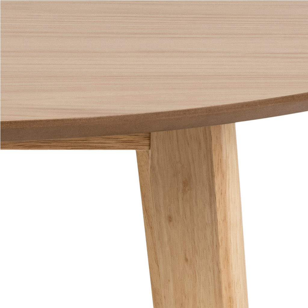Roxby Round Dining Table in Oak 105cm