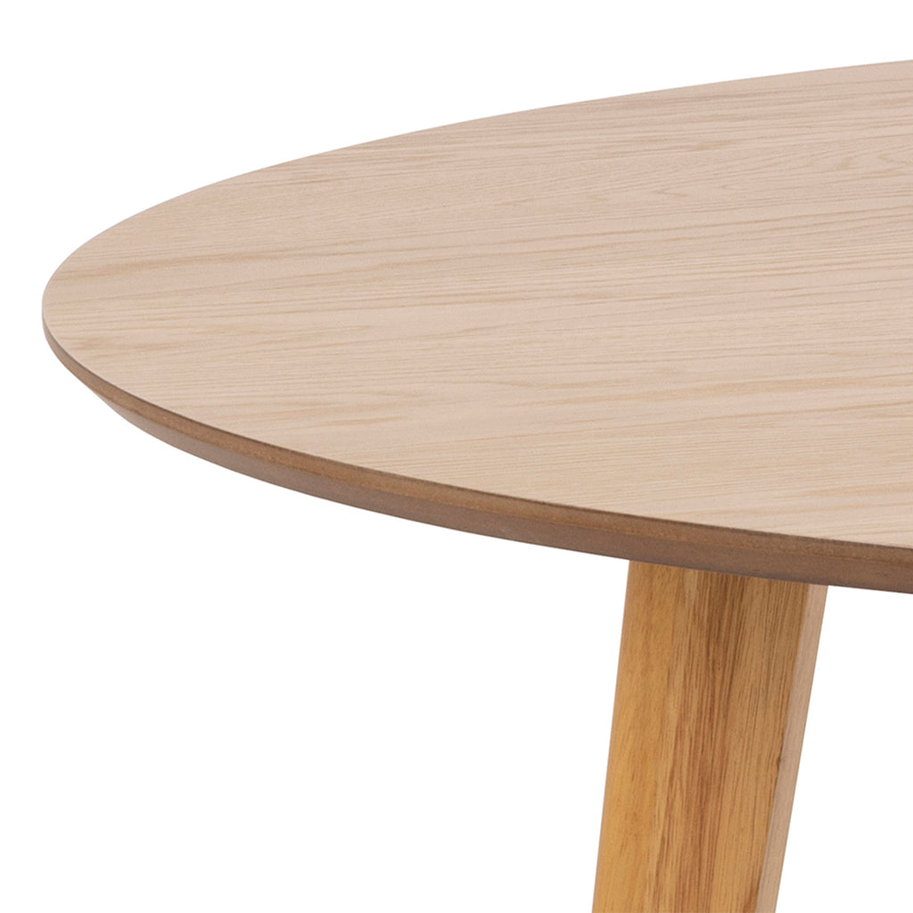 Roxby Round Dining Table in Oak 140cm