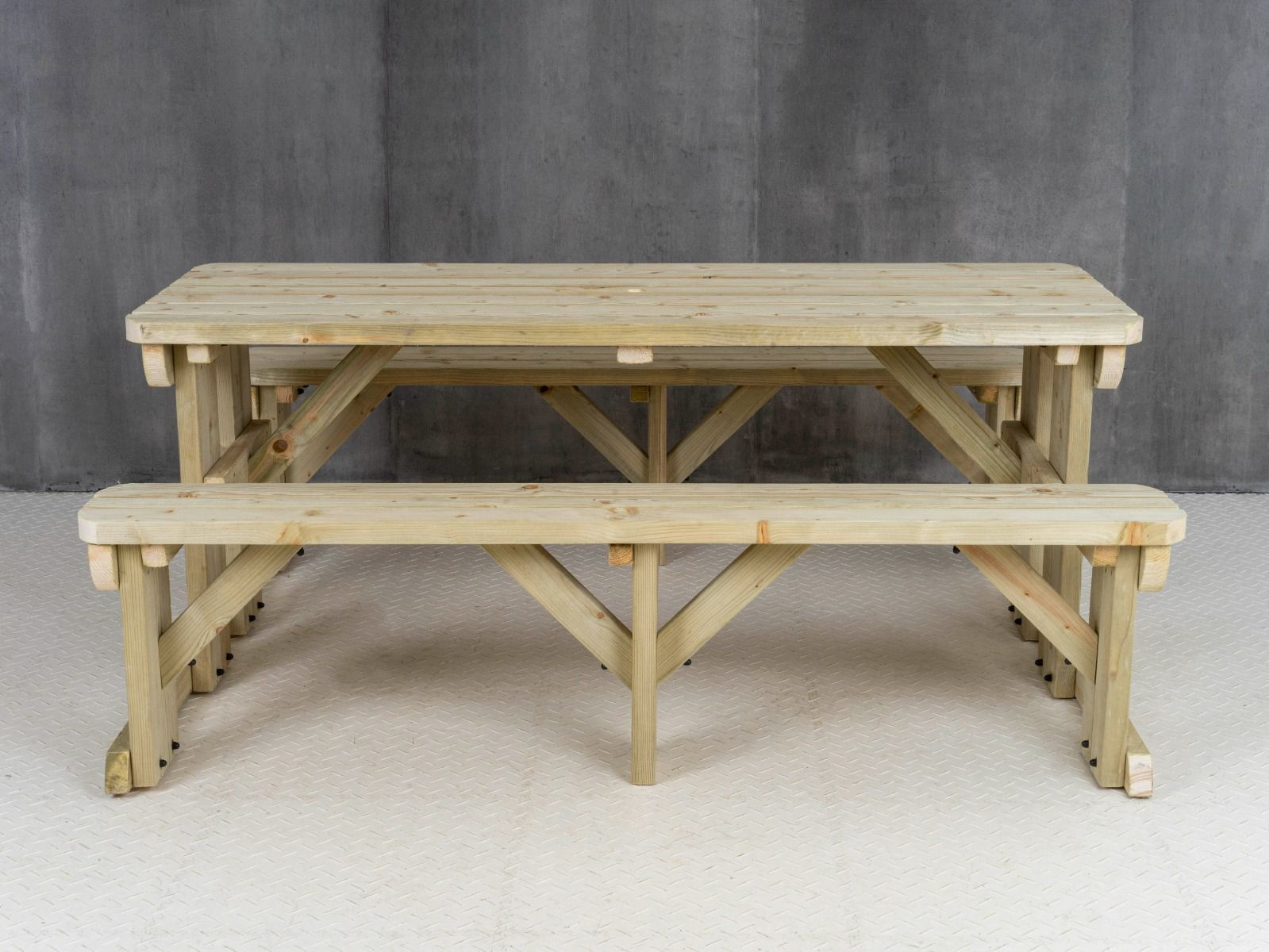 Abies Rounded Picnic Table and Benches Set