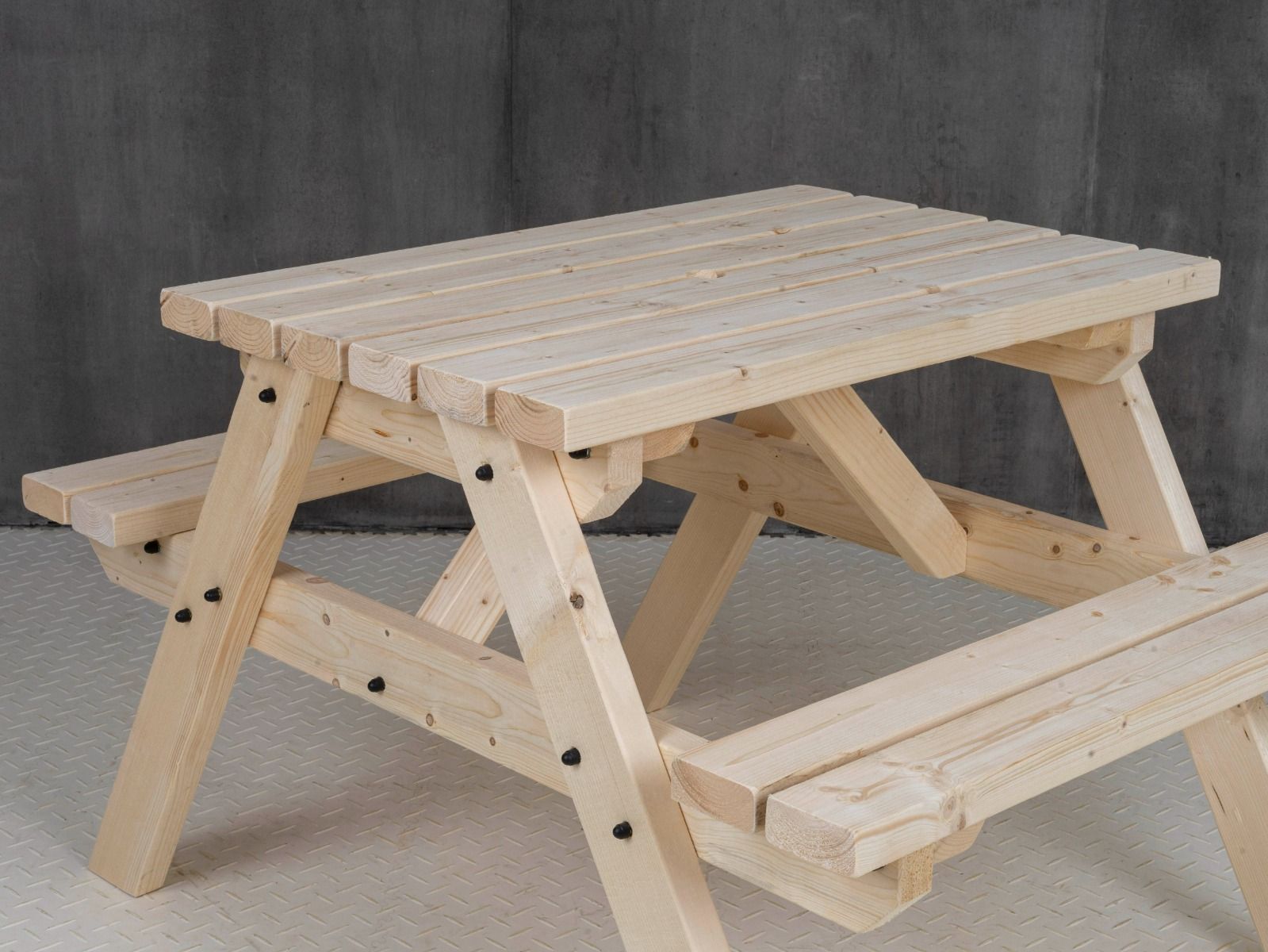 Classic Pub Style Picnic Bench and Table