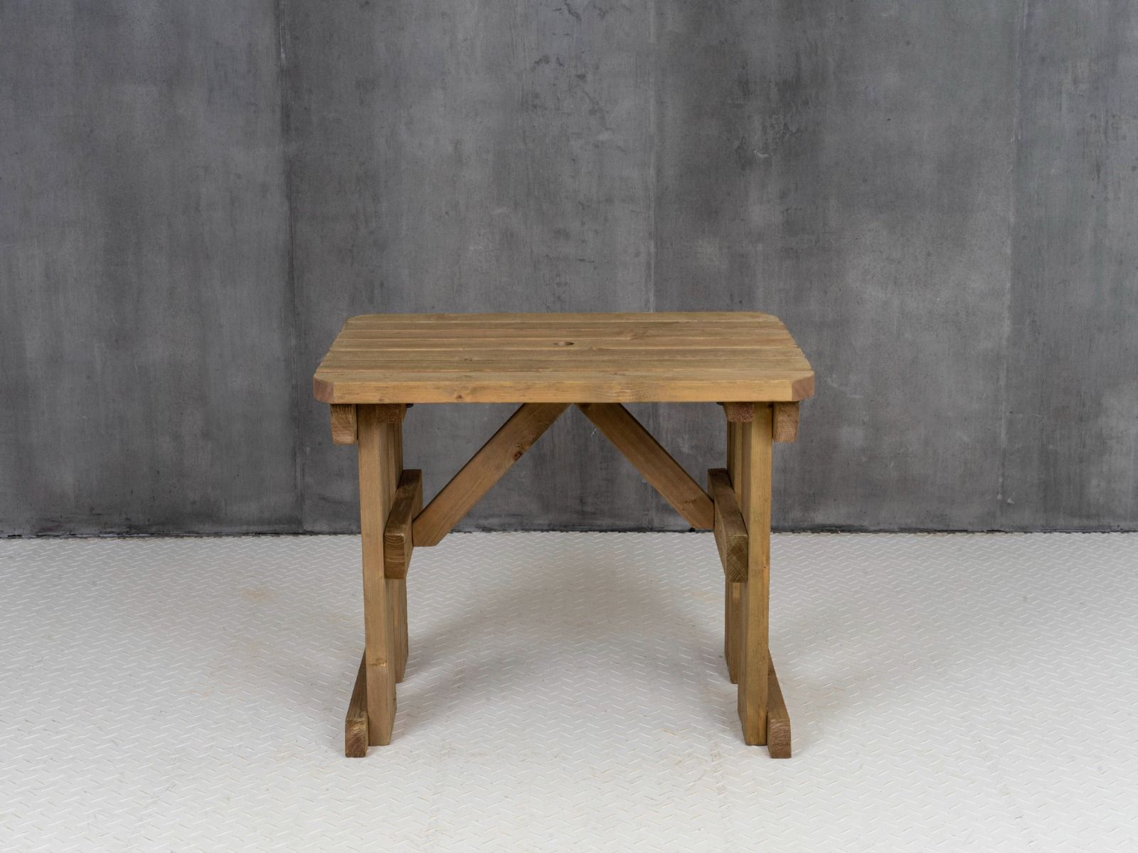 Hollies Rounded Wooden Garden Table, Outdoor Picnic Dining Desk - Rustic Finish