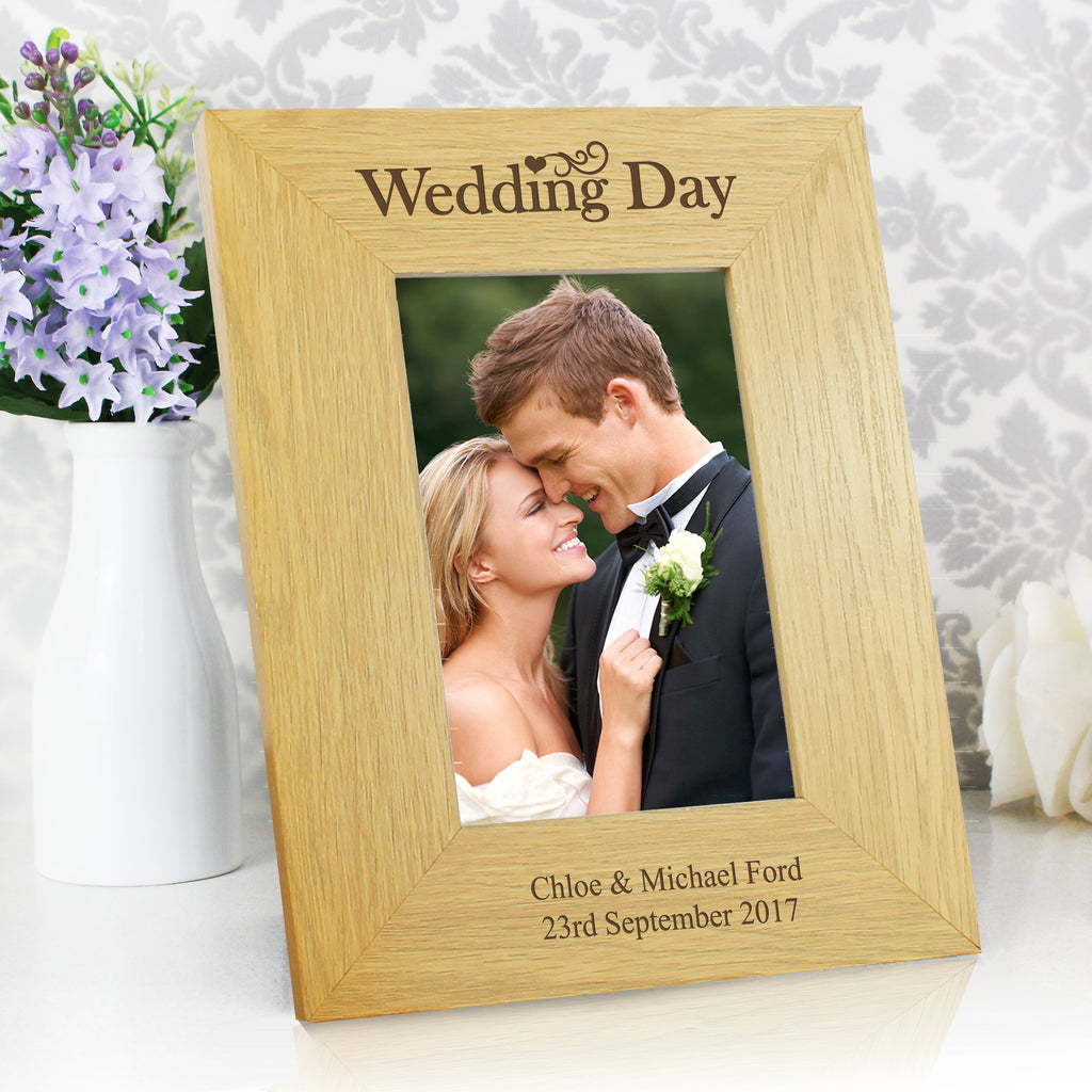 Personalised Wedding Day 6x4 Inch Oak Finish Photo Frame
