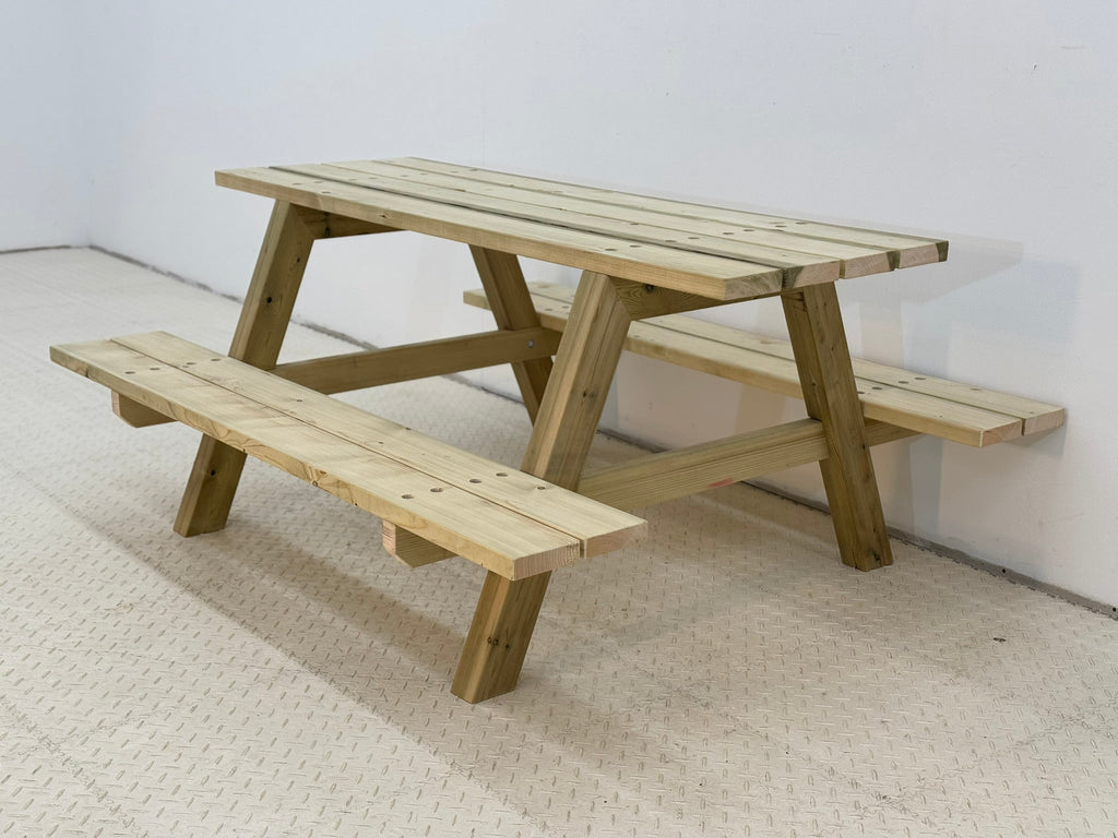 Premium Classic Pub Style Bench - Heavy Duty