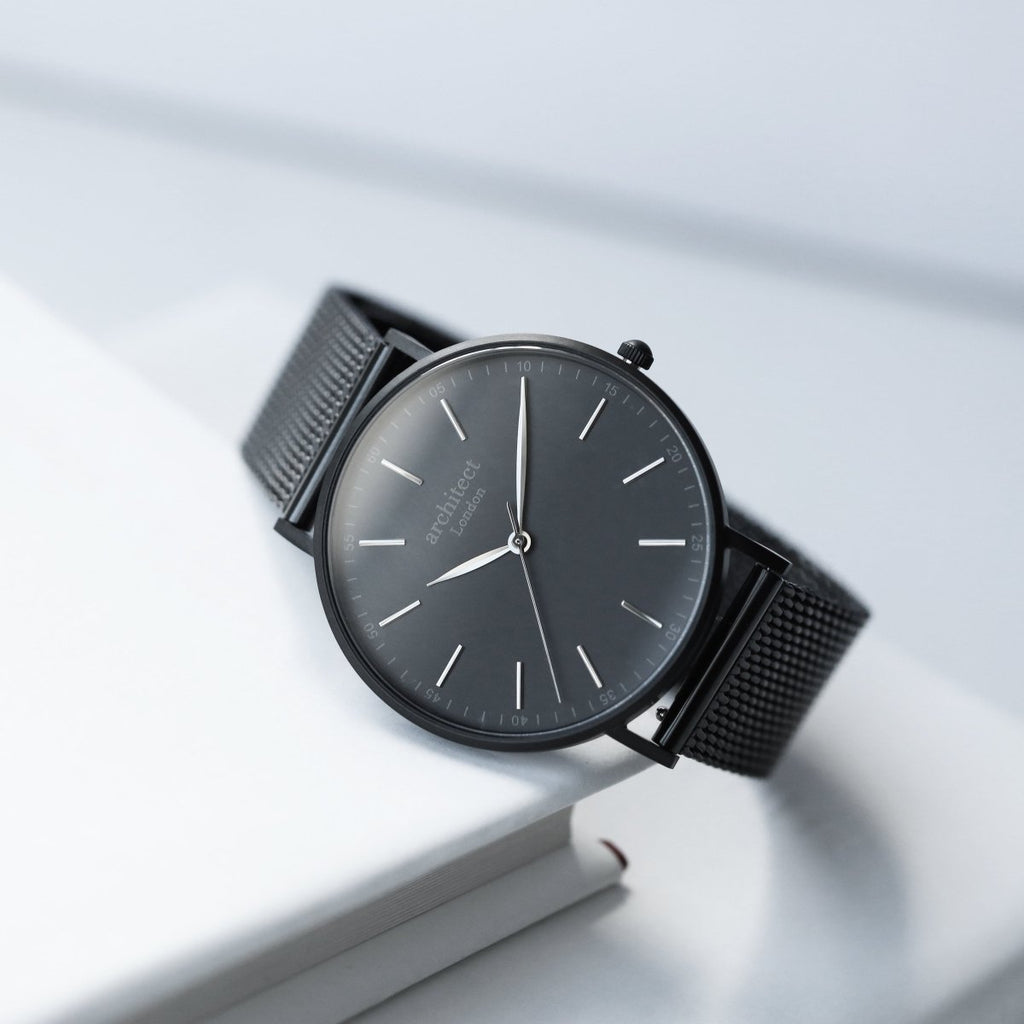 Handwriting Engraving - Men's Minimalist Watch, Pitch Black Mesh Strap