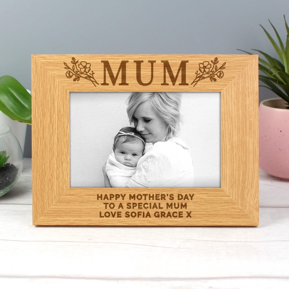 Personalised Floral Mum 6x4 Inch Oak Finish Photo Frame