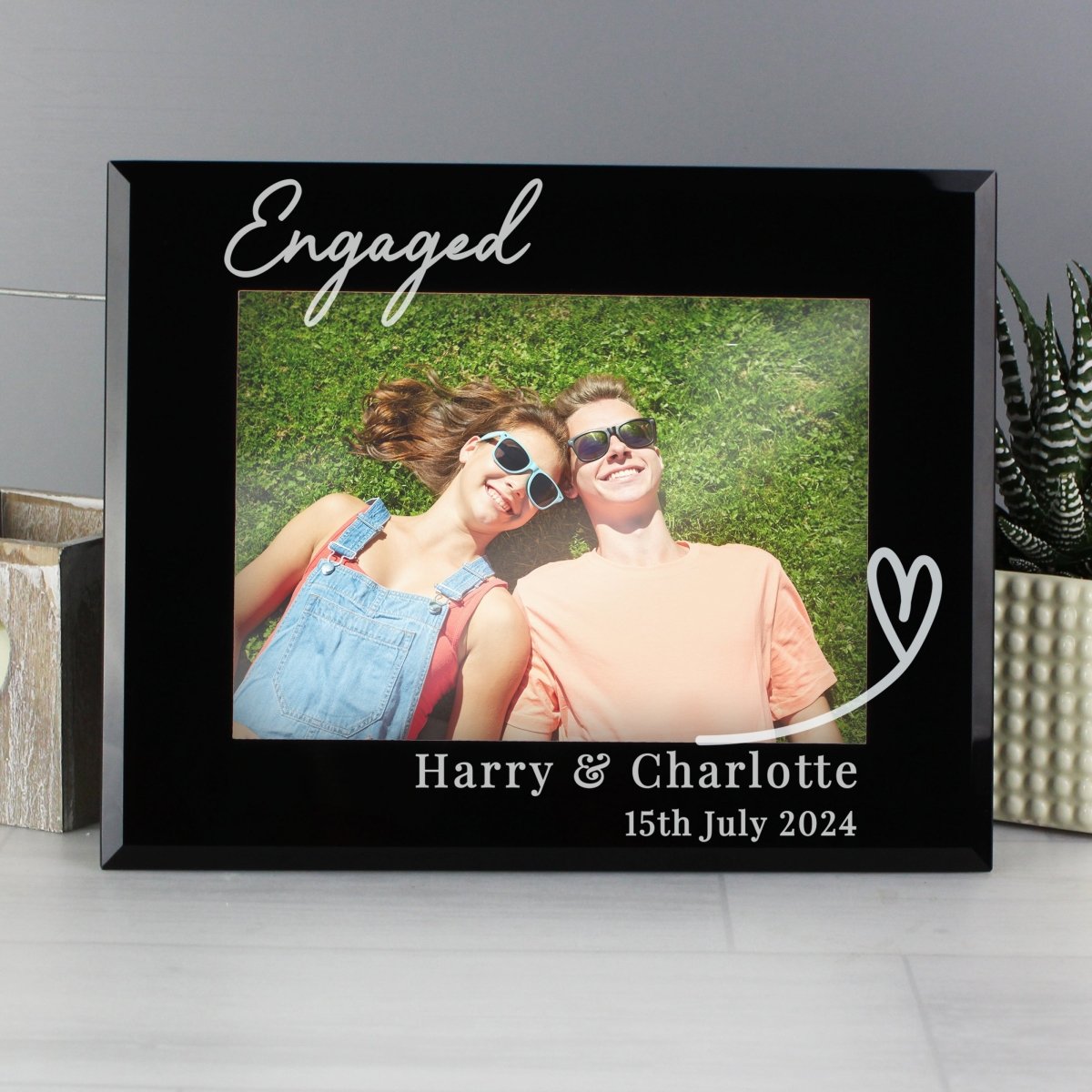 Personalised Heart Black Glass 5x7 Inch Photo Frame