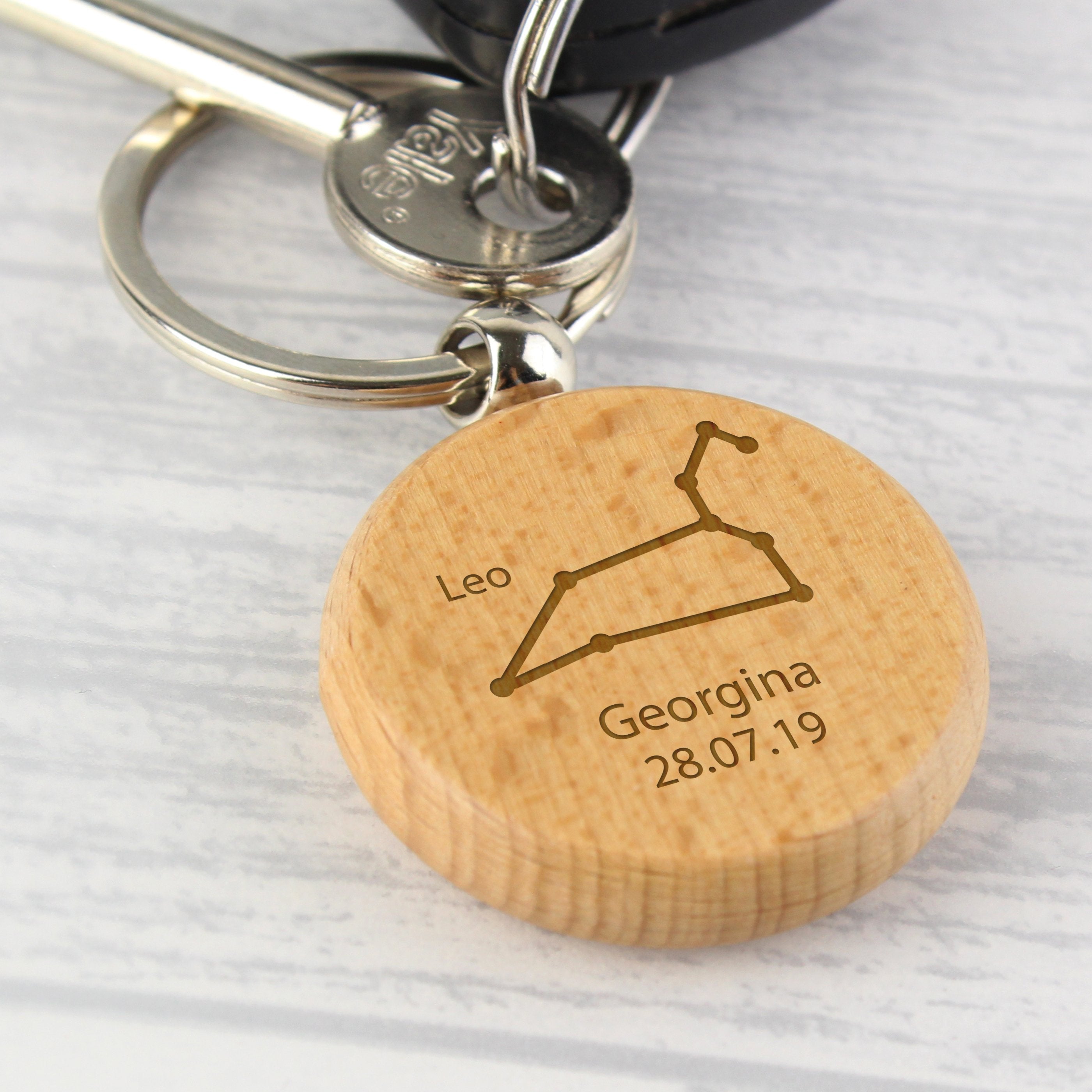 Personalised Leo Zodiac Star Sign Wooden Keyring (July 23rd - August 22nd)