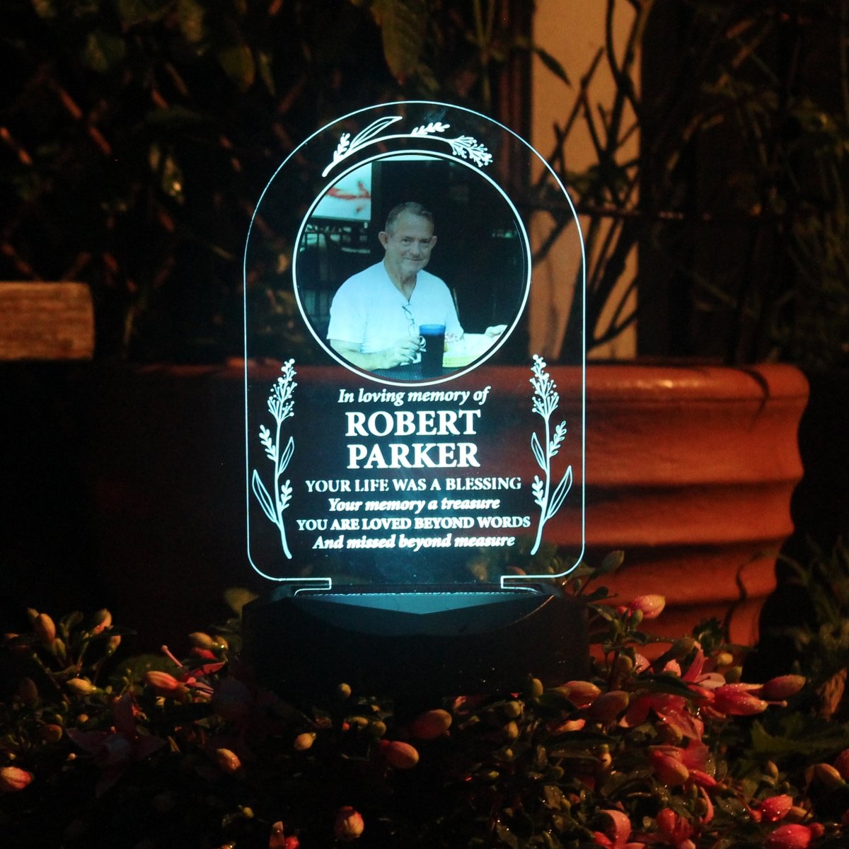 Personalised Memorial Photo Upload & Message Outdoor Garden Or Grave Solar Light