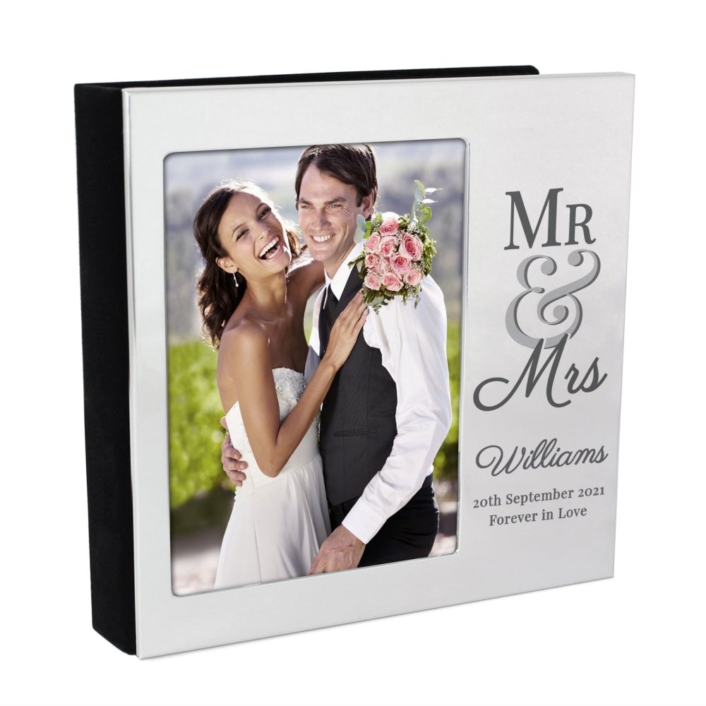 Personalised Mr & Mrs 6x4 Inch Photo Album