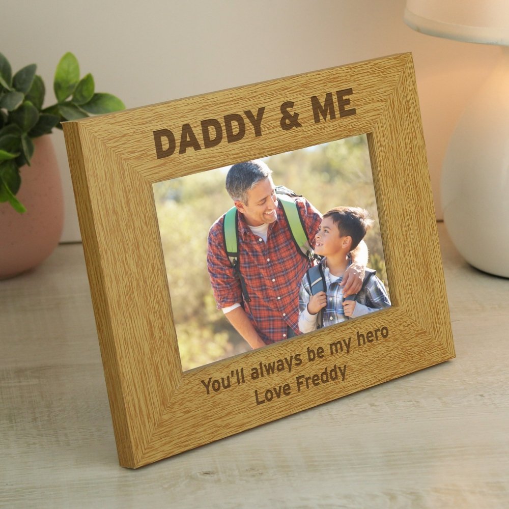 Personalised Oak Finish 6x4 Inch Daddy & Me Photo Frame