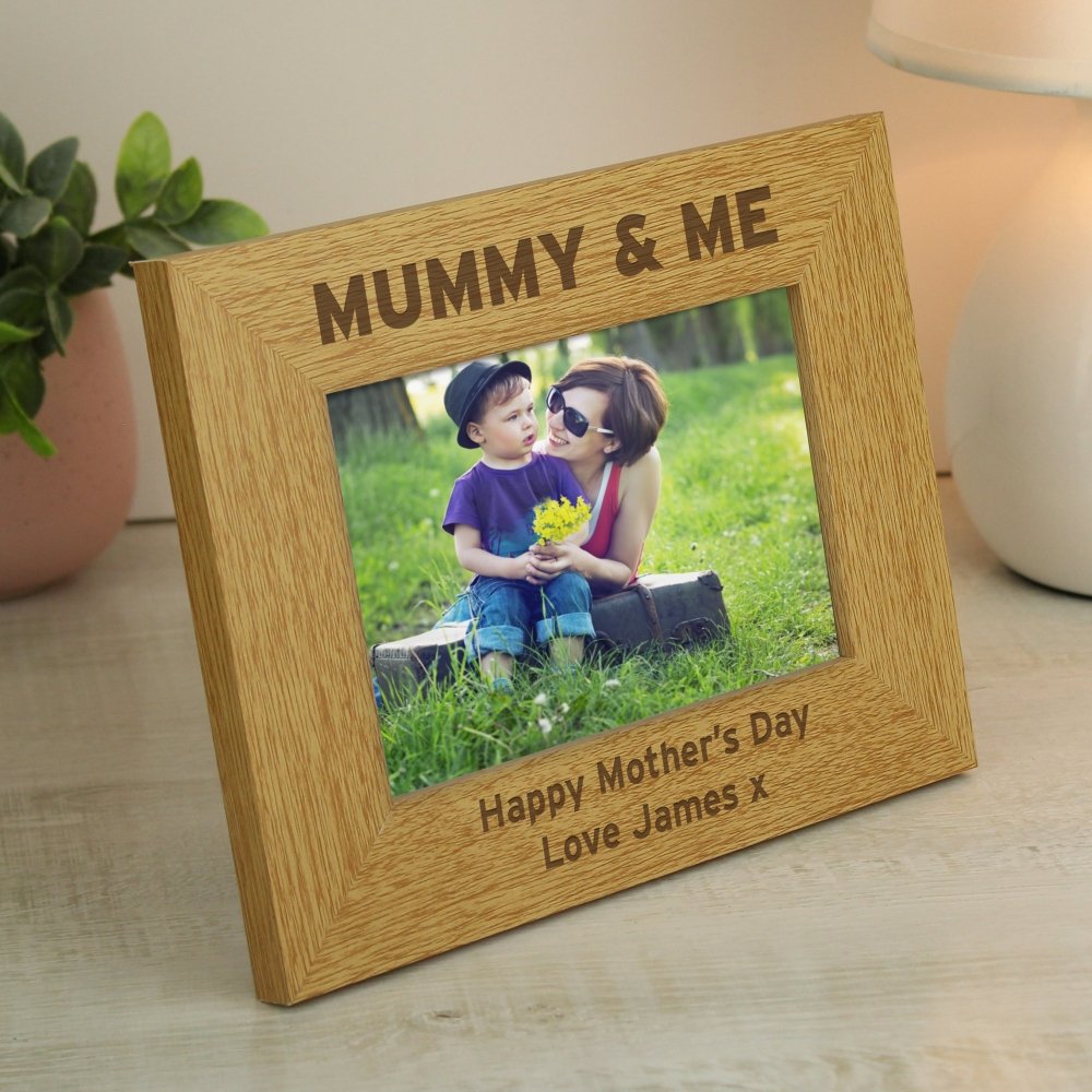 Personalised Oak Finish 6x4 Inch Mummy & Me Photo Frame
