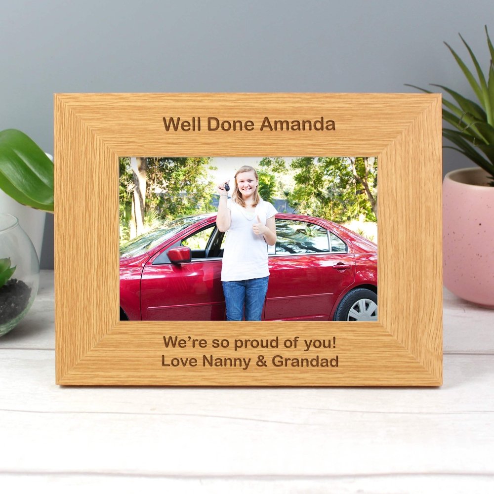 Personalised Short Message 6x4 Inch Landscape Oak Finish Photo Frame
