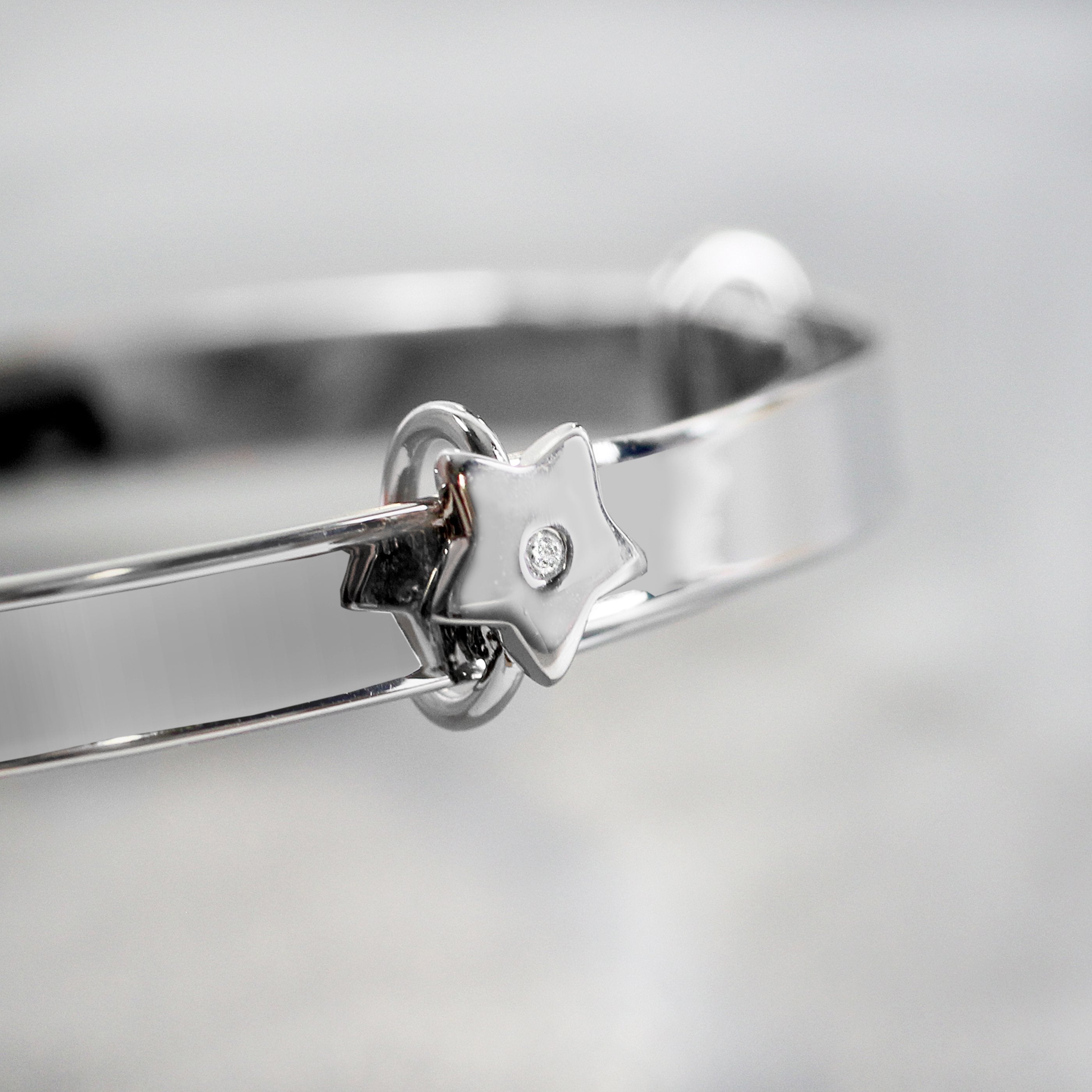 Personalised Sterling Silver Childs Expanding Diamante Star Bracelet -  Ideal For Newborn Babies, Christenings