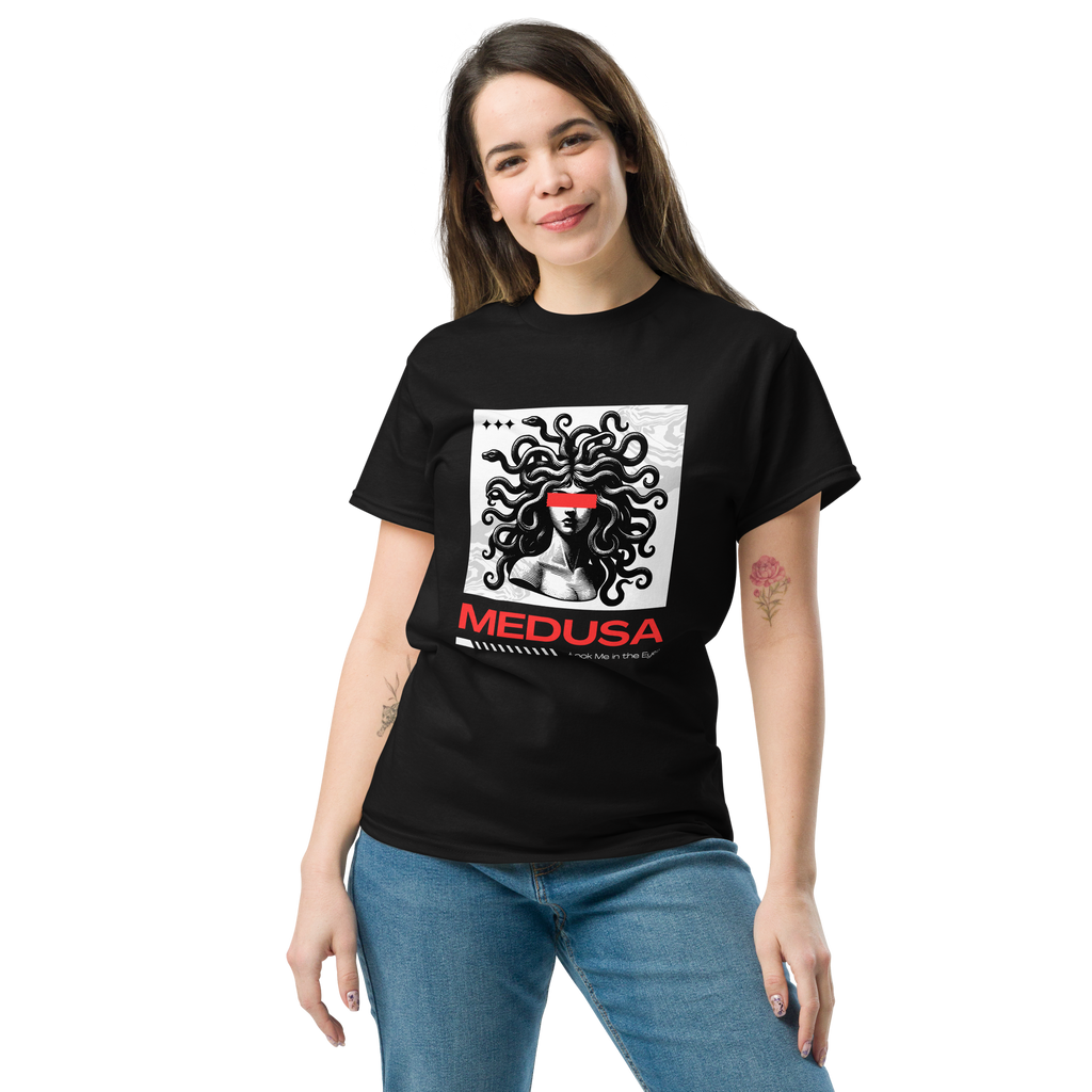 Medusa Graphic Tee - Look Me In The Eyes