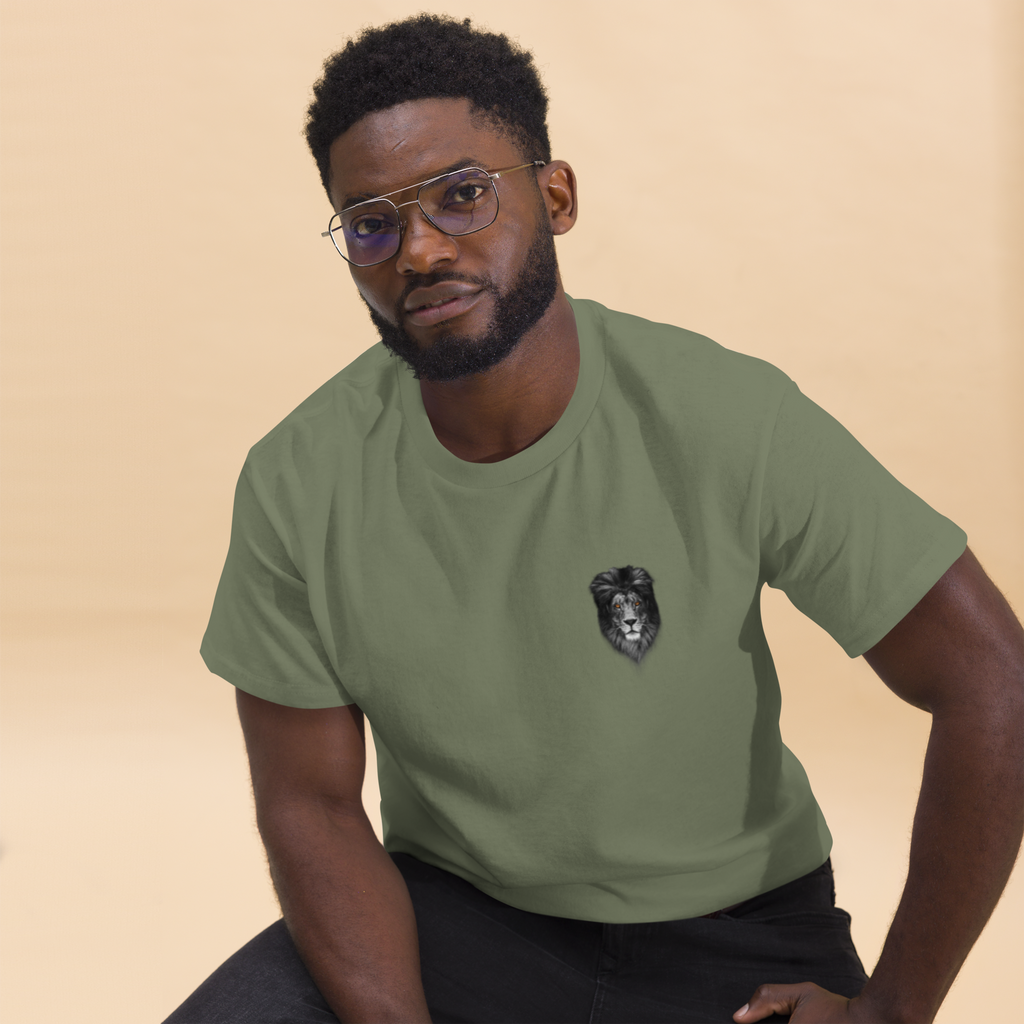 Majestic Lion Graphic Tee - Unleash Your Inner Strength